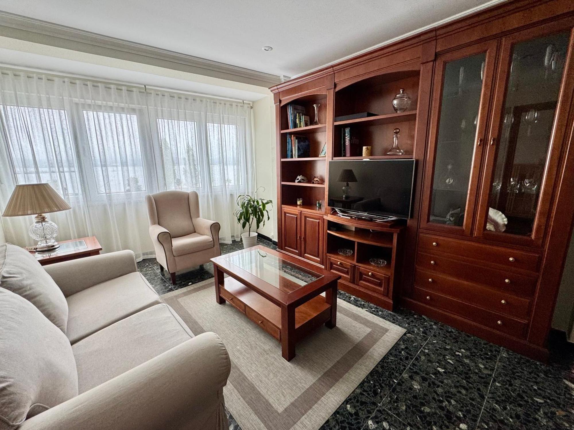 Apartamento A Tenencia Сада Екстериор снимка